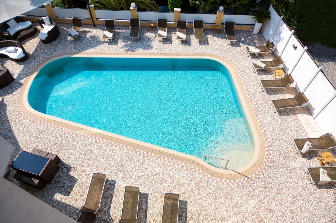 New Garden Hotel Torbole Sul Garda Kültér fotó