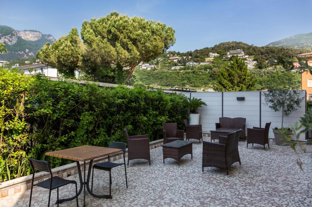 New Garden Hotel Torbole Sul Garda Kültér fotó