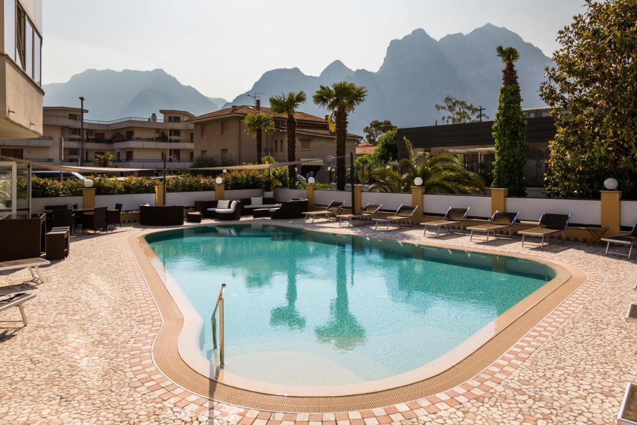 New Garden Hotel Torbole Sul Garda Kültér fotó