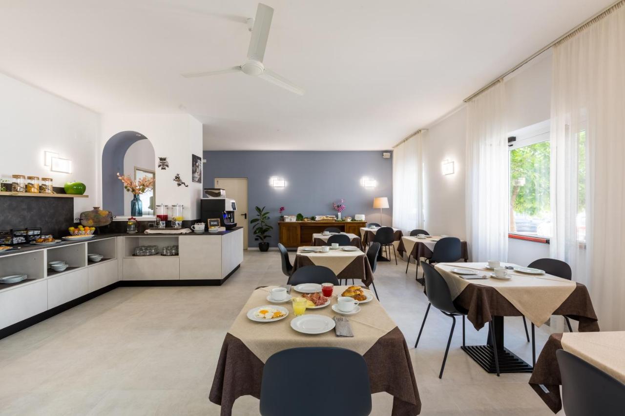 New Garden Hotel Torbole Sul Garda Kültér fotó