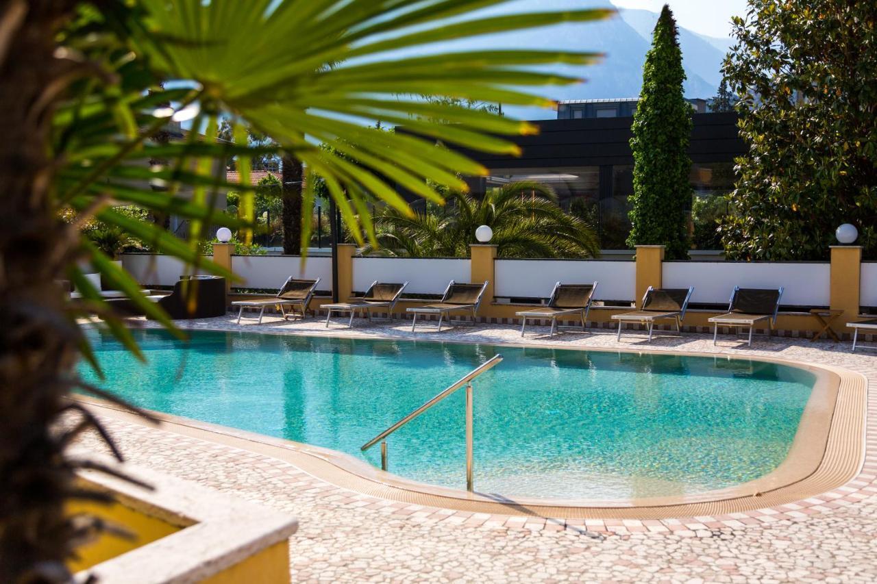 New Garden Hotel Torbole Sul Garda Kültér fotó